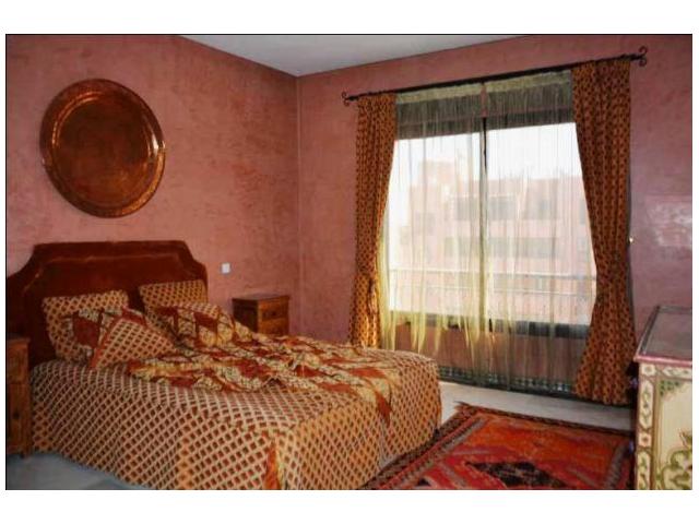 Bel appartement meublé avec terrasse