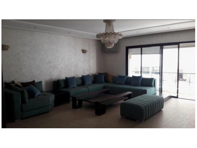 Bel appartement meublé de 190m² à Racine