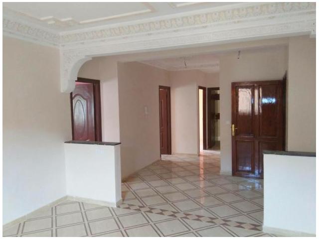 bel appartement quatre pièces à Marrakech