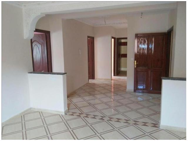 bel appartement quatre pièces à Marrakech