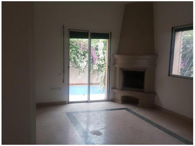 Belle villa à louer vide à targa