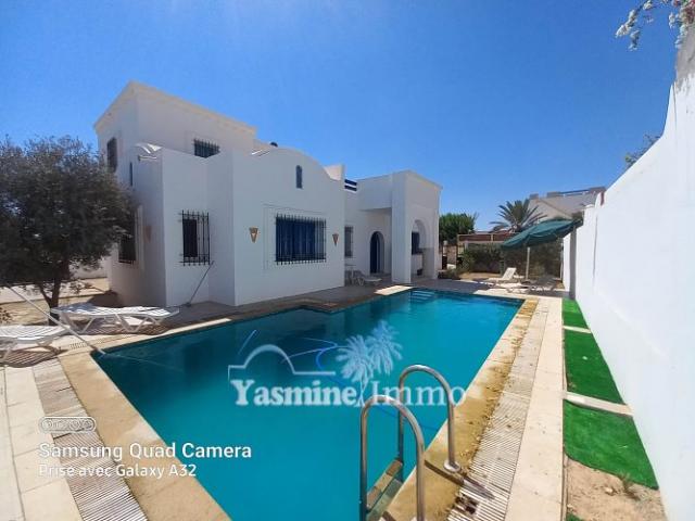 Belle Villa de Vacances à 500m des plages - Djerba
