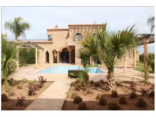 Belles villas vc piscine sr Rte d Ouarzazate