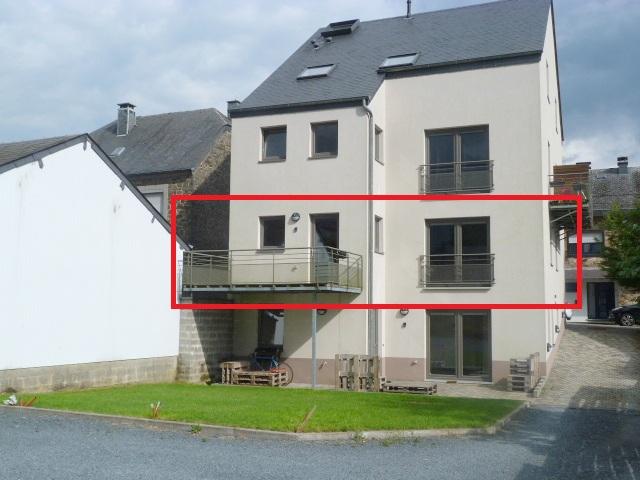 Bertrix : bel appartement, 2-3 chambres, terrasse.