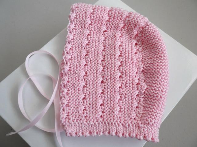 Bonnet, béguin ROSE bébé tricot laine fait main