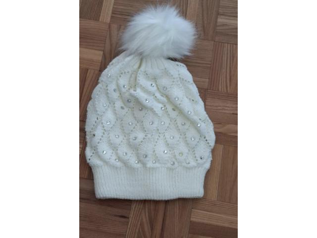 Bonnet blanc neuf