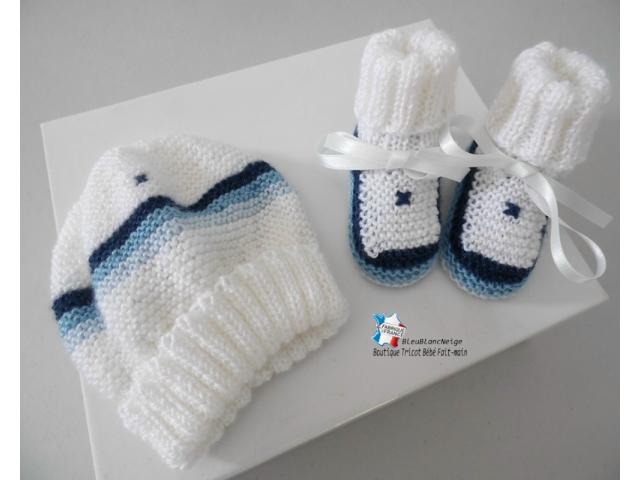 Photo Bonnet et chaussons 4 couleurs tricot bébé layette image 1/3