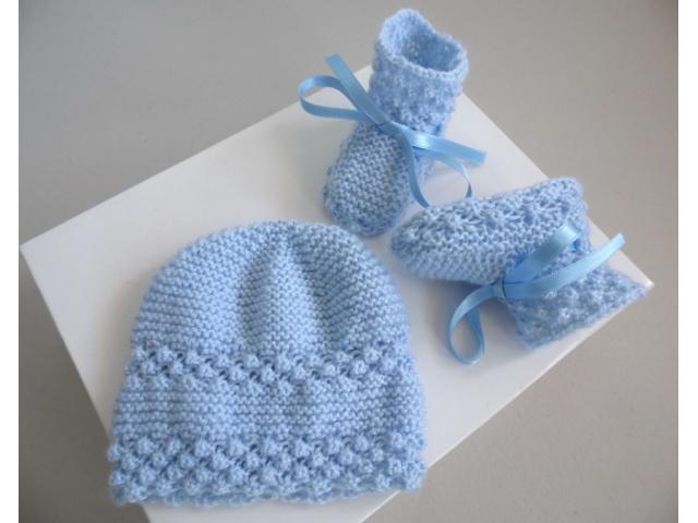 Bonnet et chaussons BLEUS tricot laine bébé fait main