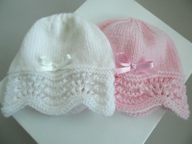 Bonnets rose et blanc