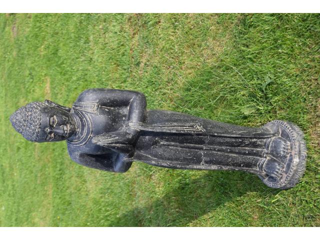 BOUDDHA  DEBOUT A LA PRIERE (hauteur 1M)