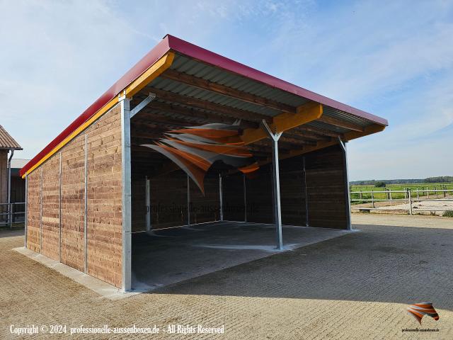 Box extérieur pour chevaux, Box pour chevaux et Abri de prairie, Construire un abri ouvert