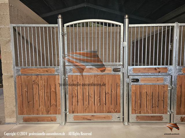 Boxes pour chevaux & Boxes intérieurs - Écurie