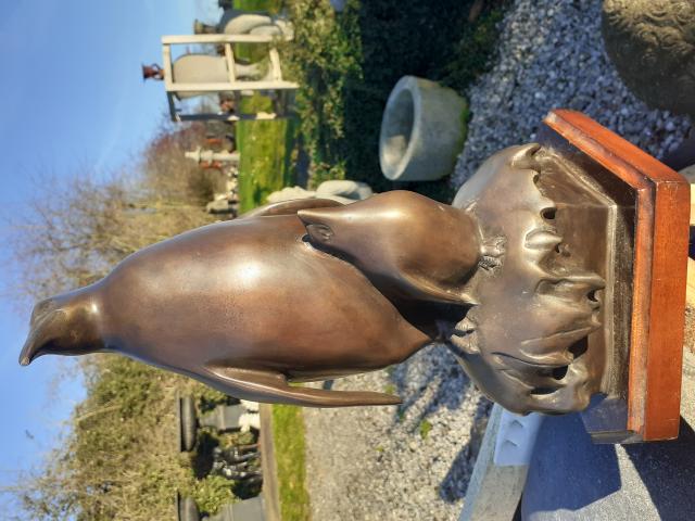 BRONZE ANIMALIER SIGNE SUR SOCLE (le pingouin et son petit).