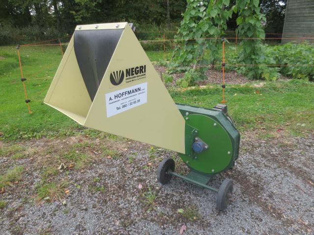Broyeur électrique triphasé pour haies et jardin