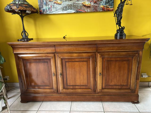 Buffet merisier massif Camille et Vence style Louis Philippe