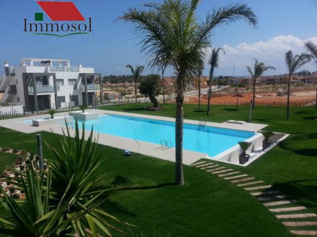 Bungalow 2 ch 2 sdb piscine à Punta prima Alicante