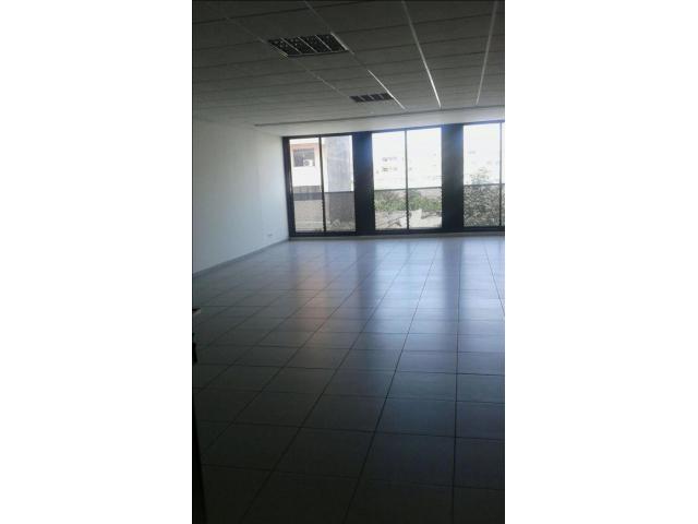 Bureaux à vendre sur Abdelmoumen