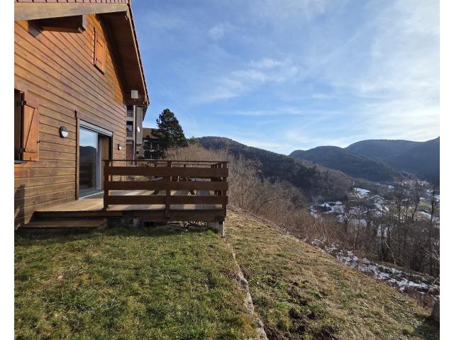 BUSSANG (Hautes-Vosges) - CHALET DE MONTAGNE AVEC TERRASSE ET VUE PANORAMIQUE
