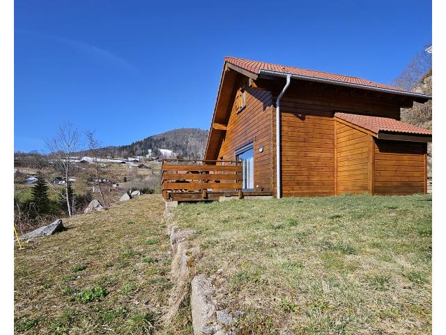 BUSSANG (Hautes-Vosges) - CHALET DE MONTAGNE exposé plein sud