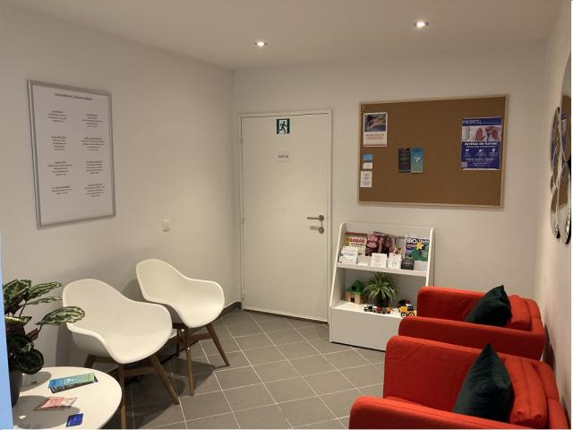 Photo Cabinets à louer dans le centre médical Tenbosch-Châtelain d'Ixelles image 1/6