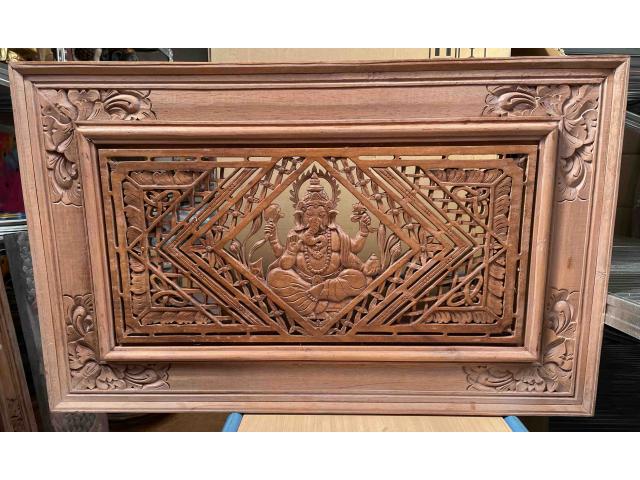 Photo Cadre en bois sculpté de Ganesh - H: 57 cm image 1/4