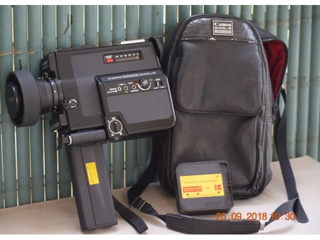 Caméra 8mm avec sa sacoche. Canon 514 XL-S (années 80)