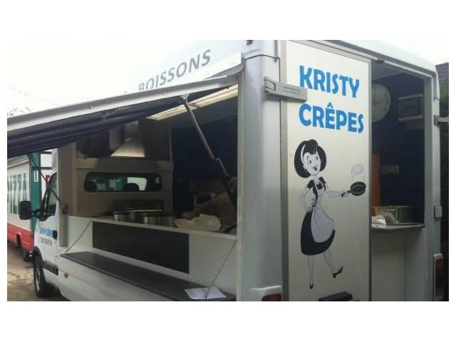 Photo Camion crepe galette food truck renault master image 1/2