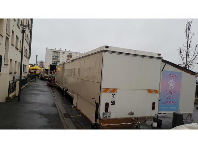 Photo Camion magasin sovam poids lourd image 1/6