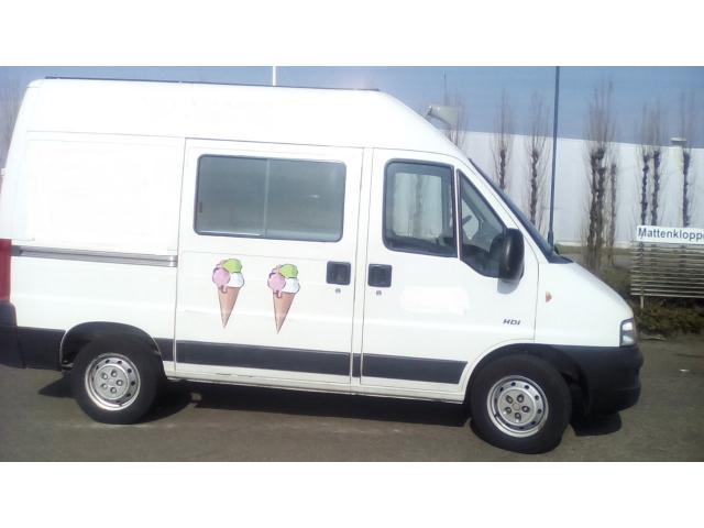 camionnette de glace