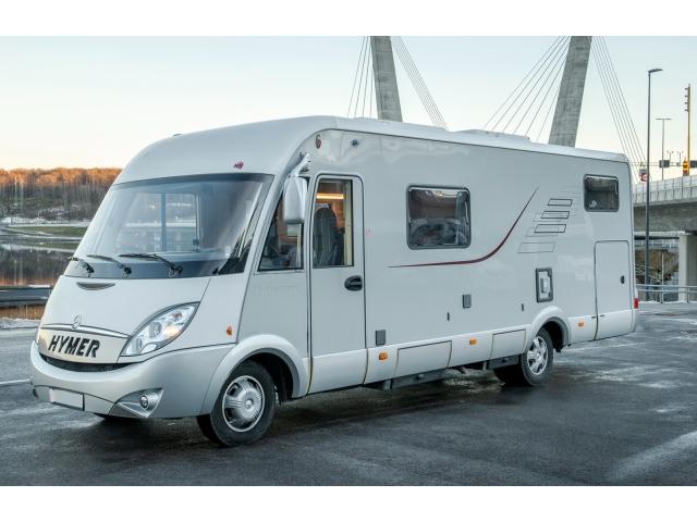 Camping car Mercedes Intégré