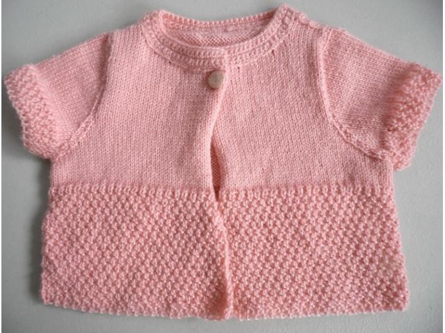 Photo cardigan rose 12 mois tricot laine bébé fait main image 1/3