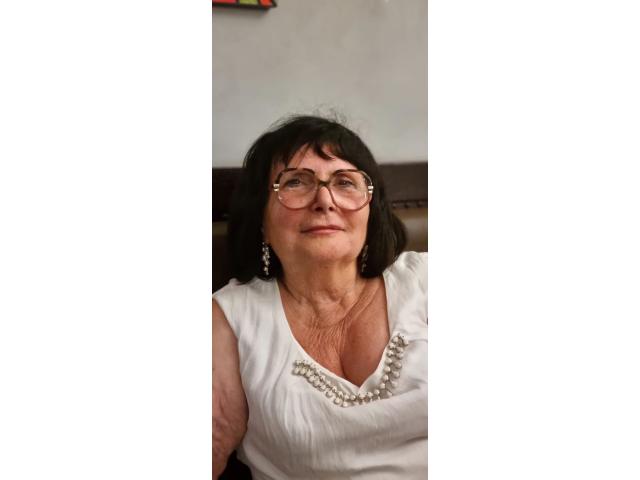 Carole voyante médium recommandé 30 ans guide petit paumé. Tél 0620312517