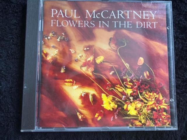 CD Paul McCartney, Flowers in the dark
