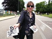 Annonce Cherche une femme pour distribuer PUB