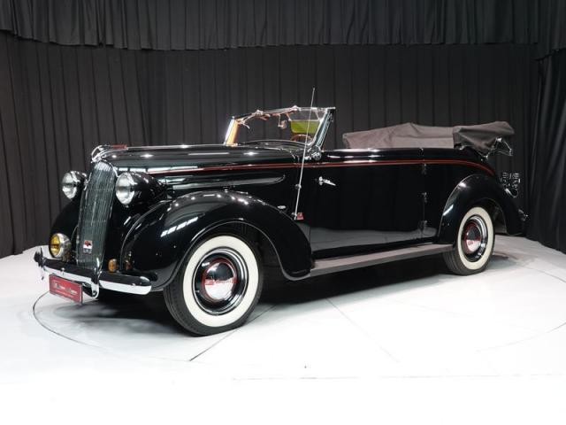 Photo Chrysler Royal Six Convertible By Tuscher '37 CH1420 image 1/6