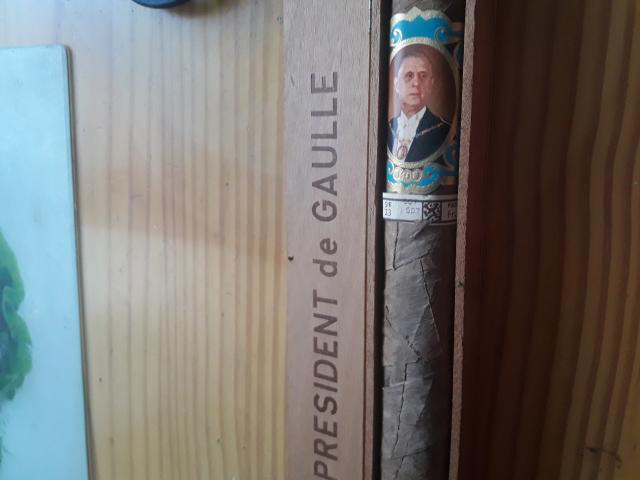 Photo Cigare Prėsident Charles de Gaulle image 1/1
