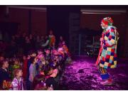 Annonce Clown anniversaire, spectacle pour enfant, mime, artiste de rue burlesque, du faux serveur, de l'hum