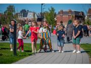 Annonce Clown Anniversaire, spectacles pour enfants, animations de rue burlesques pour égayer vos différents