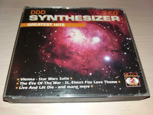 Photo Coffret double cd Synthesizer Greatest image 1/4