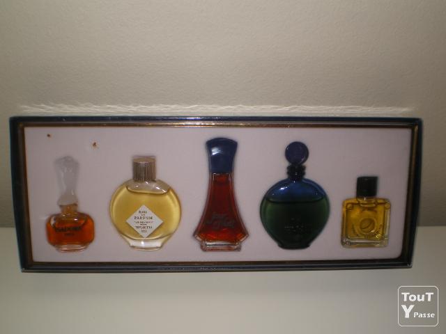 Coffret  miniatures de parfum " The Exclusive Collection"