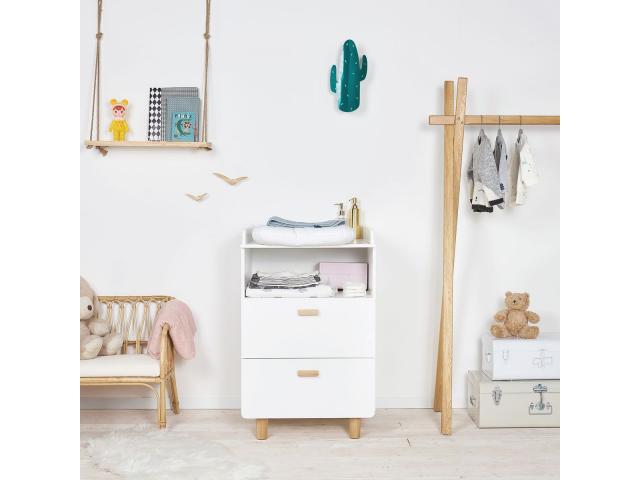 Photo Commode / Table langer blanche armoire montessori meuble Montessori lit Montessori bibliotheque Mont image 1/4