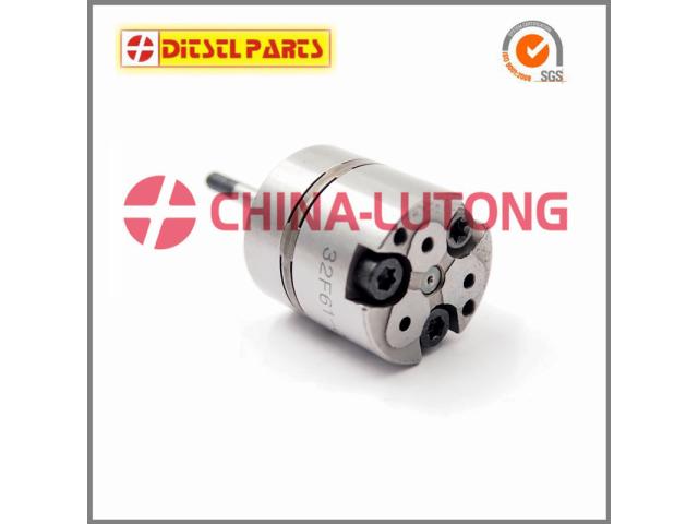 Photo Common Rail Injector Valve F 00V C01 311 & Common Rail Injector Valve F 00V C01 312 image 1/1