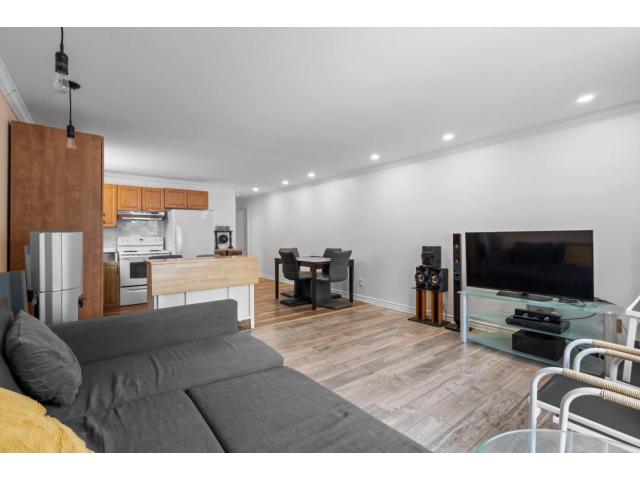 Condo à louer meublé ou non situé à deux pas du REM Brossard (Quebec)