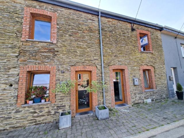 Corbion 6838 Bouillon : maison mitoyenne, 2 chambres.