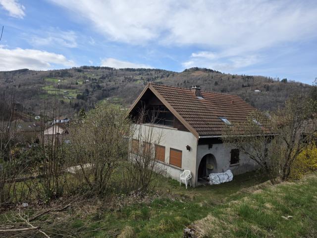 CORNIMONT (Hautes-Vosges) - MAISON à rénover