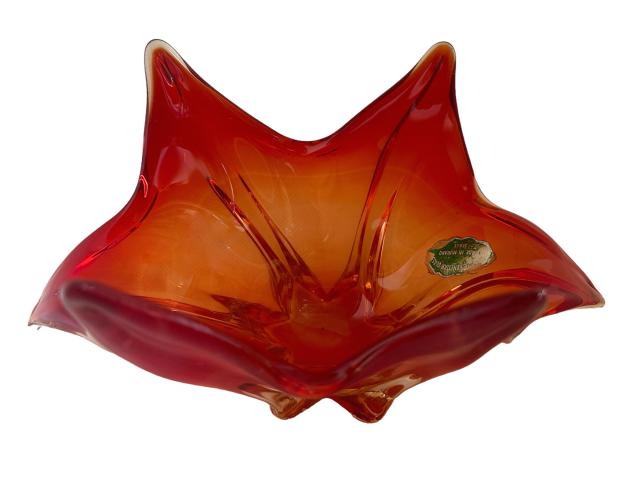 Coupe en verre de Murano rouge
