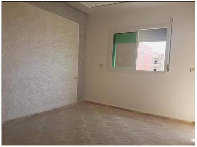 Photo des magasins a vendre d une superficie de 40 m2 image 1/3