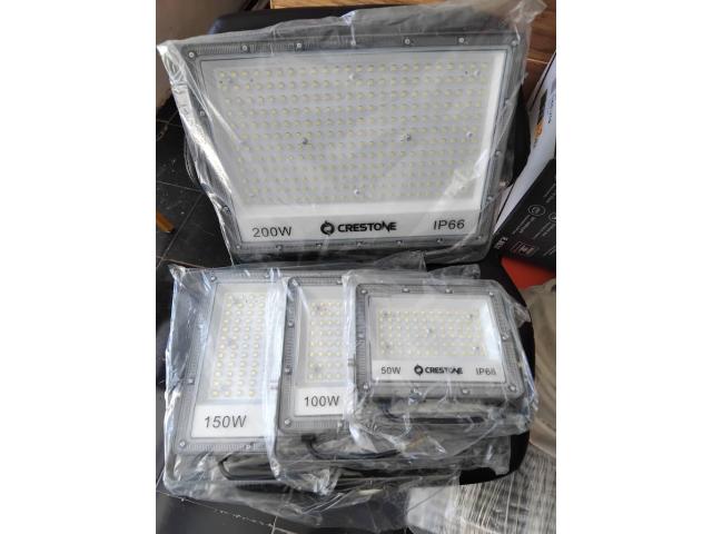 DES PROJECTEURS LED ELECTRIQUE IP66  AU SENEGAL