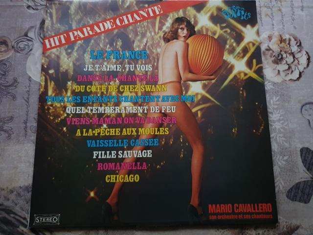 Photo Disque vinyl 33 tours Hit Parade Chante - Pop Hits - Vol. 23 image 1/2