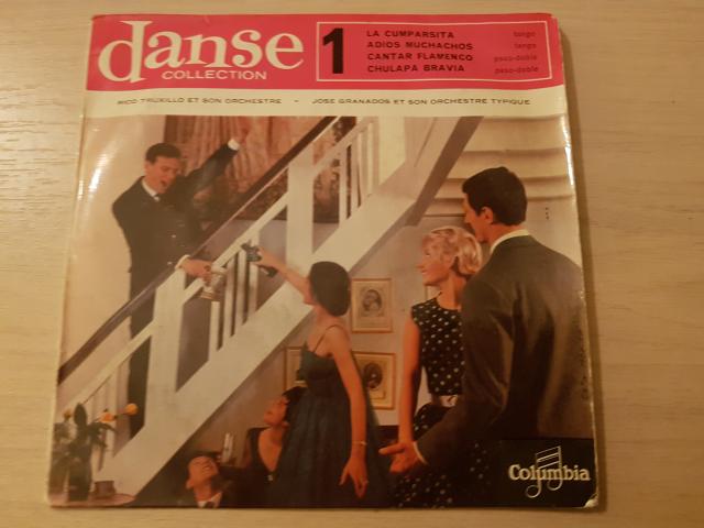 Photo disque vinyl 45 tours danse collection image 1/2